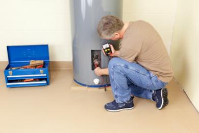 Plumber in folsom diagnoses a faulty 40 gallon storage water heater